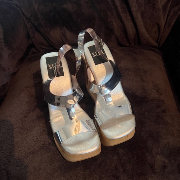 Unique vintage platform sandals from St. Marks Place 8 - Picture 8 of 8